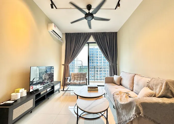 Central Park Tampoi 2 Bedroom By Luxecocoo Ck