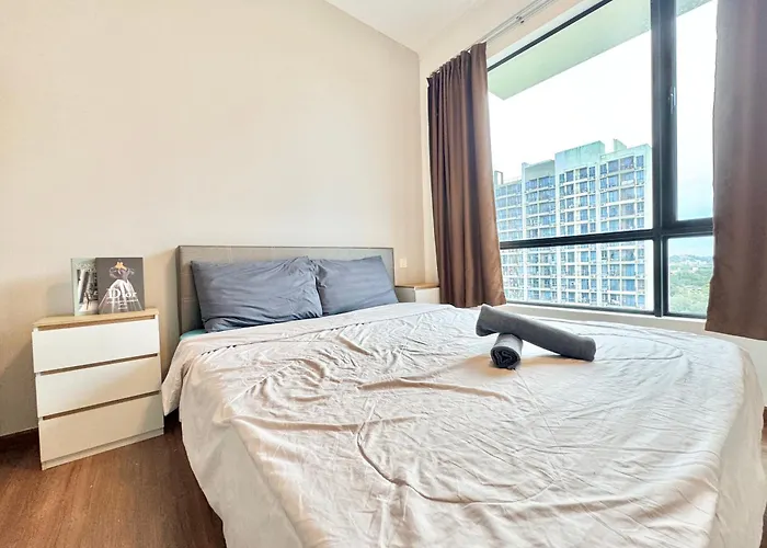 Central Park Tampoi 2 Bedroom By Luxecocoo Ck