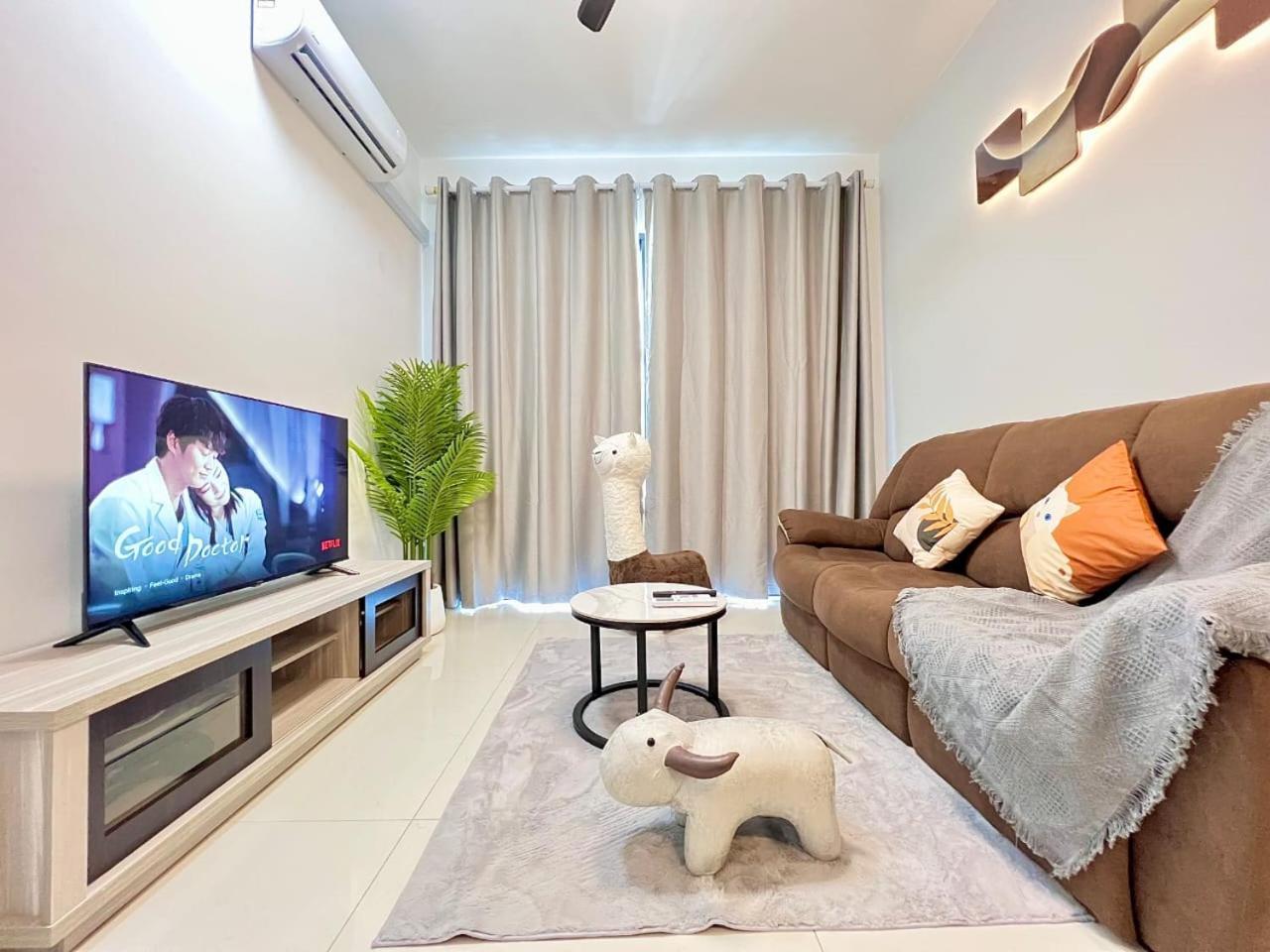 Apartment Park Tampoi 2 Bedroom By Luxecocoo Ck *
